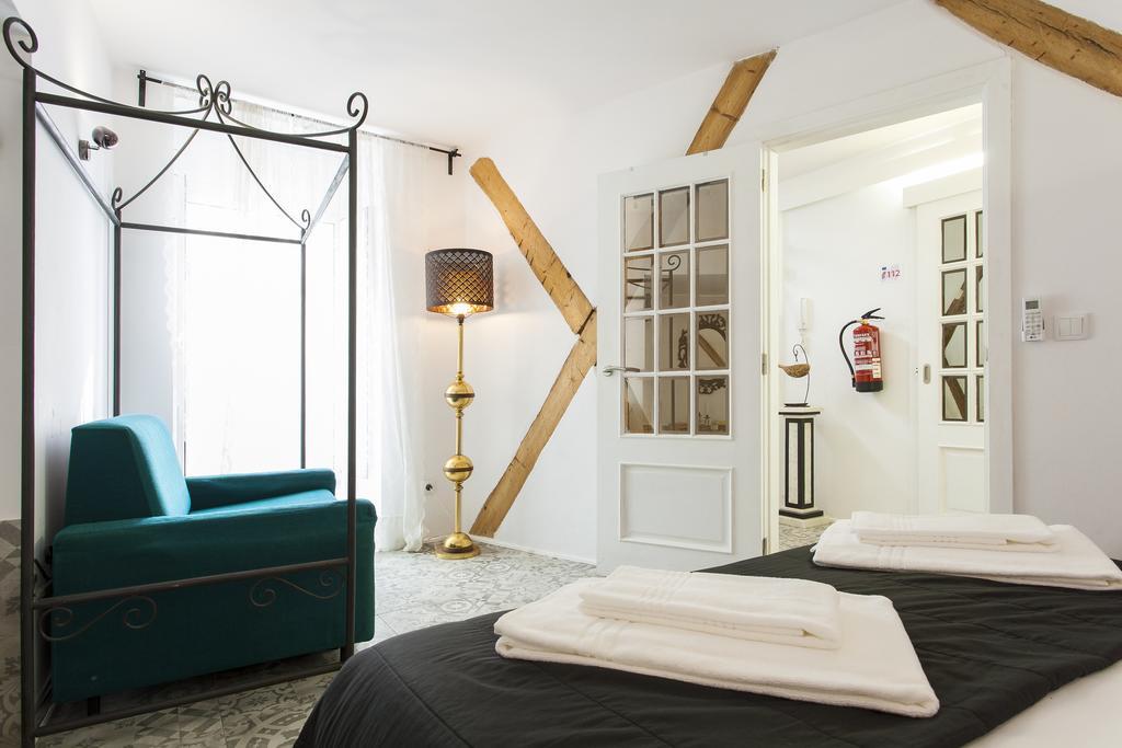 Joivy Alfama 35 Apartments Lisboa Eksteriør billede